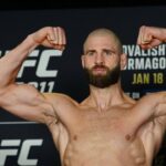 Jiri Prochazka steps on the scale for the official weigh-in at Intercontinental Downtown Los Angeles for UFC311 Makhachev vs Tsarukyan 2 : Official Weigh-ins on January 17, 2025 in Los Angeles, CA, United States. ( PxImages) Los Angeles, Ca United States - ZUMAp175 20250117_zsa_p175_070 Copyright: xLouisxGrassex