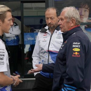 In the picture test driver Liam Lawson NZL , Scuderia AlphaTauri, Managing Director Peter Bayer, Visa Cash App RB Formula One Team, Head of Motorsport Dr Helmut Marko Oracle Red Bull Racing