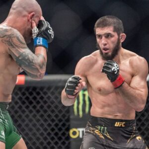 February 12, 2023, Perth, Perth, Australia, Australia: PERTH, AUSTRALIA - FEBRUARY 12: (R-L) Islam Makhachev battles Alex Volkanovski in their Lightweight title fight during the UFC 284 event at Rac Arena on February 12, 2023 in Perth, Australia. Perth Australia - ZUMAp175 20230212_zsa_p175_154 Copyright: xMattxDaviesx