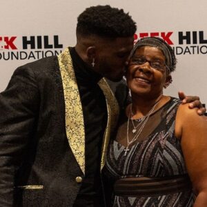 Tyreek Hill and his mom Anesha Sanchez