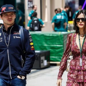 1 Max Verstappen (NLD, Oracle Red Bull Racing) with his girlfriend Kelly Piquet, F1 Grand Prix of Bahrain at Bahrain International Circuit on March 19, 2022 in Sakhir, Bahrain