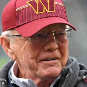 Jan 26, 2025; Philadelphia, PA, USA; Former Washington Commanders head coach Joe Gibbs on the sidelines against the Philadelphia Eagles in the NFC Championship game at Lincoln Financial Field. Mandatory Credit: Eric Hartline-Imagn Images