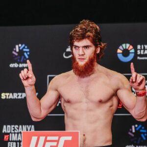 : Shara Magomedov steps on the scale for the UFC FN Saudi Arabia: Adesanya vs. Imavov official weigh-ins at Crown Plaza RDC on January 31, 2025, in Riyadh, Riyadh Province, Saudi Arabia. ( PxImages) Riyadh Saudi Arabia - ZUMAp175 20250131_zsa_p175_006 Copyright: xDannyxPerezx