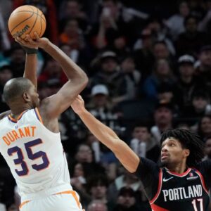 Kevin Durant NBA: Phoenix Suns at Portland Trail Blazers