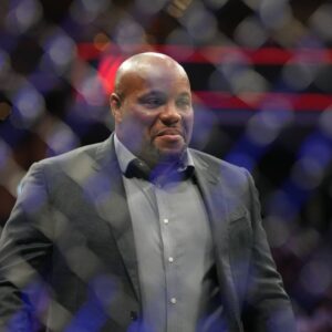 Former UFC Champion Daniel Cormier during the UFC Fight Night: Kattar v Emmett event at Moody Center on June 18, 2022 in Austin, Texas, United States. Austin, Texas United States - ZUMAp175 20220618_zsa_p175_101 Copyright: xLouisxGrassex