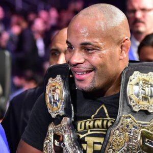 Daniel DC Cormier (red gloves) defeats D. Lewis during UFC 230 at Madison Square Garden. Martial Arts 2018: UFC 230 - ZUMAs277 20181103_sha_s277_663 Copyright: xJasonxSilvax