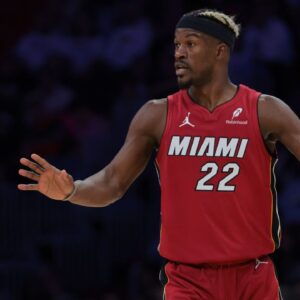 Jimmy Butler ‘Will Be Embraced’ by Heat Roster if No Trade Goes Through Till Feb 6 Deadline