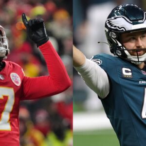 Harrison Butker (L); Jake Elliott (R)