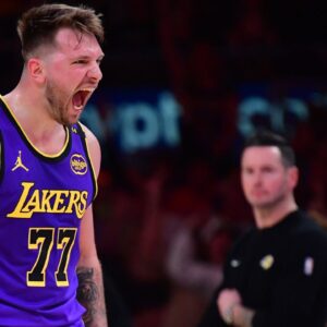 Luka Doncic NBA: Dallas Mavericks at Los Angeles Lakers
