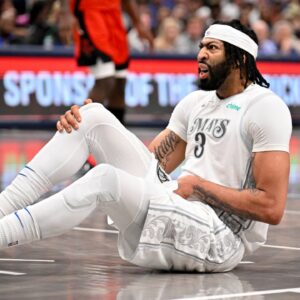 Anthony Davis NBA: Houston Rockets at Dallas Mavericks