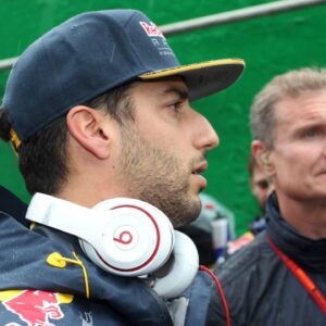 Brazilian Grand Prix, Sao Paulo 10 - 13 November 2016 13.11.2016 - Race, Daniel Ricciardo (AUS) Red Bull Racing RB12 and David Coulthard (GBR)