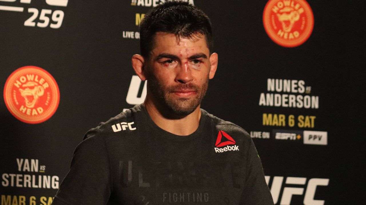 Las Vegas, NV - March 6: Dominick Cruz interacts with media after the UFC 259 Blachowicz v Adesanya event at UFC Apex on March 6, 2021 in Las Vegas, Nevada, United States. Las Vegas, Nevada United States - ZUMAp175 20210306_zsa_p175_029 Copyright: xDiegoxRibasx