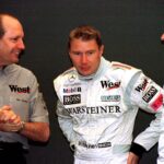 Team boss Ron Dennis (left) in conversation with the drivers Mika Häkkinen (Finland, middle) and David Coulthard (Scotland, all McLaren Mercedes) Motorsport Grand Prix Men's Formula 1 World Championship 2000