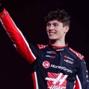 BEARMAN Ollie Oliver (gbr), Haas F1 Team VF-25 Ferrari, and OCON Esteban (fra), Haas F1 Team VF-25 Ferrari, portrait, during the F1 75 Live at The O2