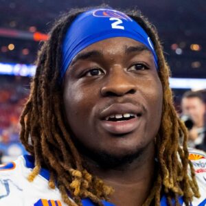 Boise State Broncos running back Ashton Jeanty (2) against the Penn State Nittany Lions during the Fiesta Bowl at State Farm Stadium.