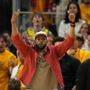 Golden State Warriors forward Andre Iguodala (center) gestures during the fourth quarter of game four of the 2023 NBA playoffs against the Sacramento Kings at Chase Center