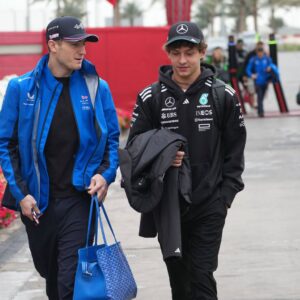 27.02.2025, Bahrain International Circuit, Sakhir, Formula 1 Testfahrten Bahrain 2025 ,im Bild Jack Doohan (AUS), BWT Alpine F1 Team, Andrea Kimi Antonelli (ITA)