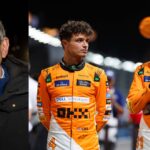 Guenther Steiner (L), Lando Norris and Oscar Piastri (R)