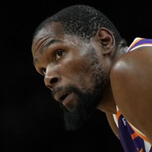 Phoenix Suns forward Kevin Durant (35) during a timeout in the second half against the Toronto Raptors at Footprint Center