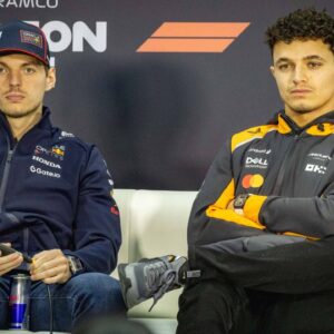 Max Verstappen NED, Oracle Red Bull Racing 1 left Lando Norris UK, McLaren Formula 1 Team 4 BHR, Formula 1 World Championship, Formula 1 Testing, Bahrain international Circuit, 27 02 2025 BHR, Formula 1 World Championship, Formula 1 Testing, Bahrain international Circuit, 27 02 2025