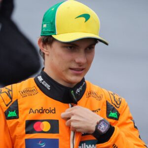 PIASTRI Oscar (aus), McLaren F1 Team MCL39, portrait during the Formula 1 Louis Vuitton Australian Grand Prix 2025, 1st round of the 2025 FIA Formula One World Championship