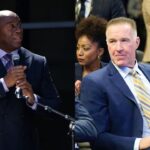Warriors Legend Chris Mullin Responds To Magic Johnson Claiming He's A 'God Crafted Player'