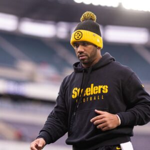Pittsburgh Steelers quarterback Russell Wilson (3) before action against the Philadelphia Eagles at Lincoln Financial Field.