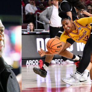 Magic Johnson (L) and Juju Watkins (R)