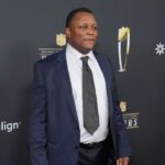 Barry Sanders on the red carpet before Super Bowl LIX NFL Honors at Saenger Theatre.