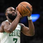 Jaylen Brown NBA: Los Angeles Lakers at Boston Celtics