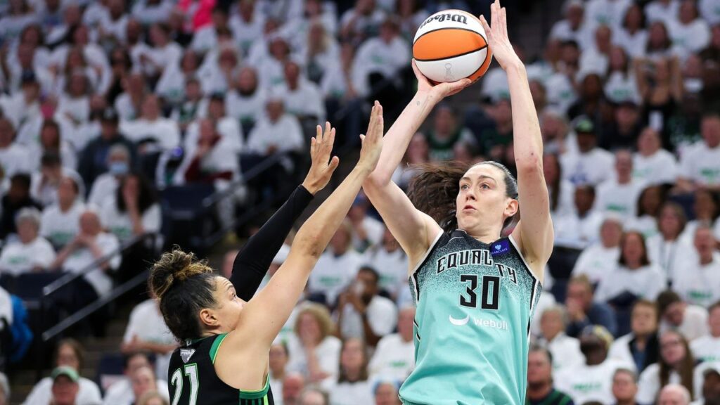 Breanna Stewart WNBA: Finals-New York Liberty at Minnesota Lynx