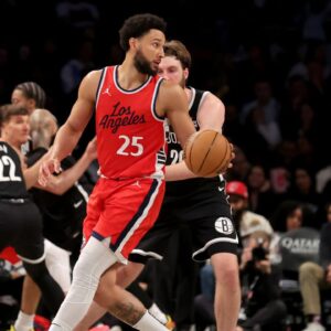 Los Angeles Clippers guard Ben Simmons (25) controls the ball against Brooklyn Nets forward Drew Timme (26) during the fourth quarter at Barclays Center.