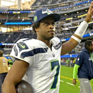 Jan 5, 2025; Inglewood, California, USA; Seattle Seahawks quarterback Geno Smith (7) leaves the field following the game against the Los Angeles Rams at SoFi Stadium.