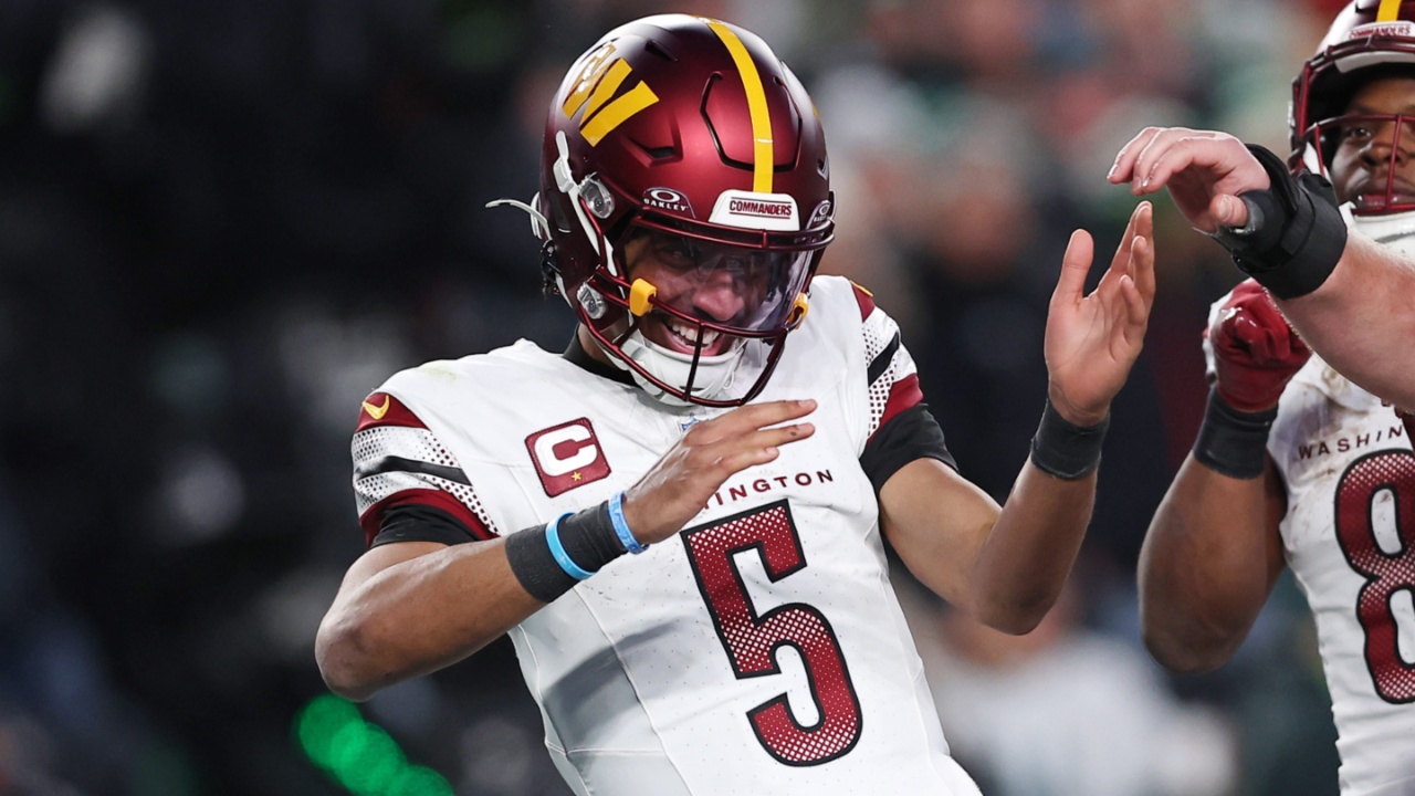 Jan 26, 2025; Philadelphia, PA, USA; Washington Commanders quarterback Jayden Daniels (5) celebrates after a play against the Philadelphia Eagles during the second half in the NFC Championship game at Lincoln Financial Field.