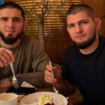 Islam Makhachev (L), Khabib Nurmagomedov (R)