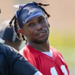 Jul 27, 2018; Flowery Branch, GA, USA; Atlanta Falcons wide receiver Julio Jones (11) talks to quarterback Matt Ryan (2) on the field during Training Camp at Falcons Training Complex.