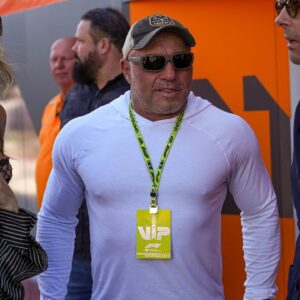 oe Rogan talks to fans in the paddock at the Formula 1 Pirelli United States Grand Prix at Circuit of the Americas.