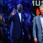 James Worthy (L), Michael Jordan (C), Larry Bird (R)