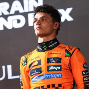 NORRIS Lando (gbr), McLaren F1 Team MCL39, portrait podium during the Formula 1 Gulf Bahrain Grand Prix 2025, 4th round of the 2025 FIA Formula One World Championship