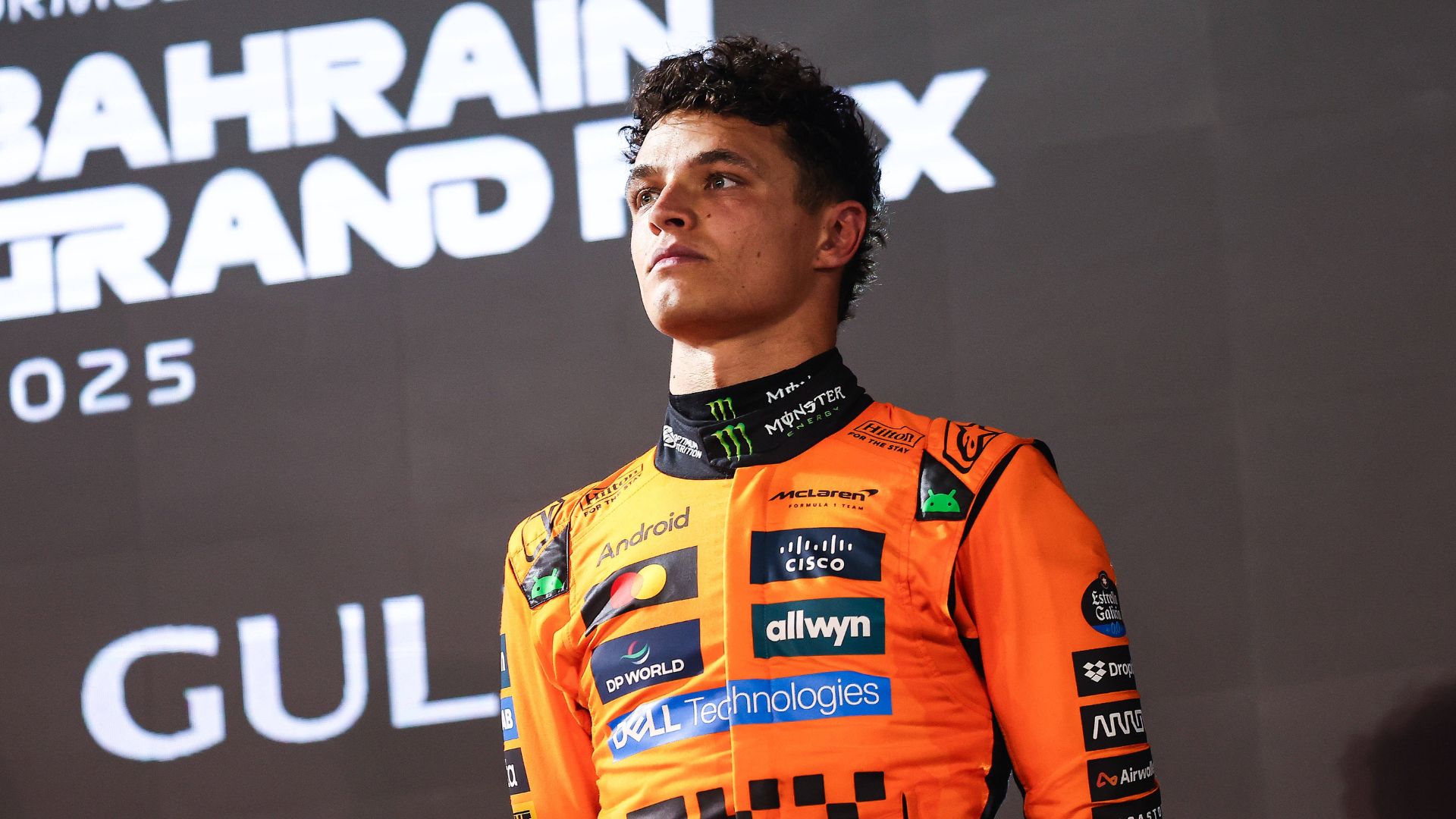 NORRIS Lando (gbr), McLaren F1 Team MCL39, portrait podium during the Formula 1 Gulf Bahrain Grand Prix 2025, 4th round of the 2025 FIA Formula One World Championship