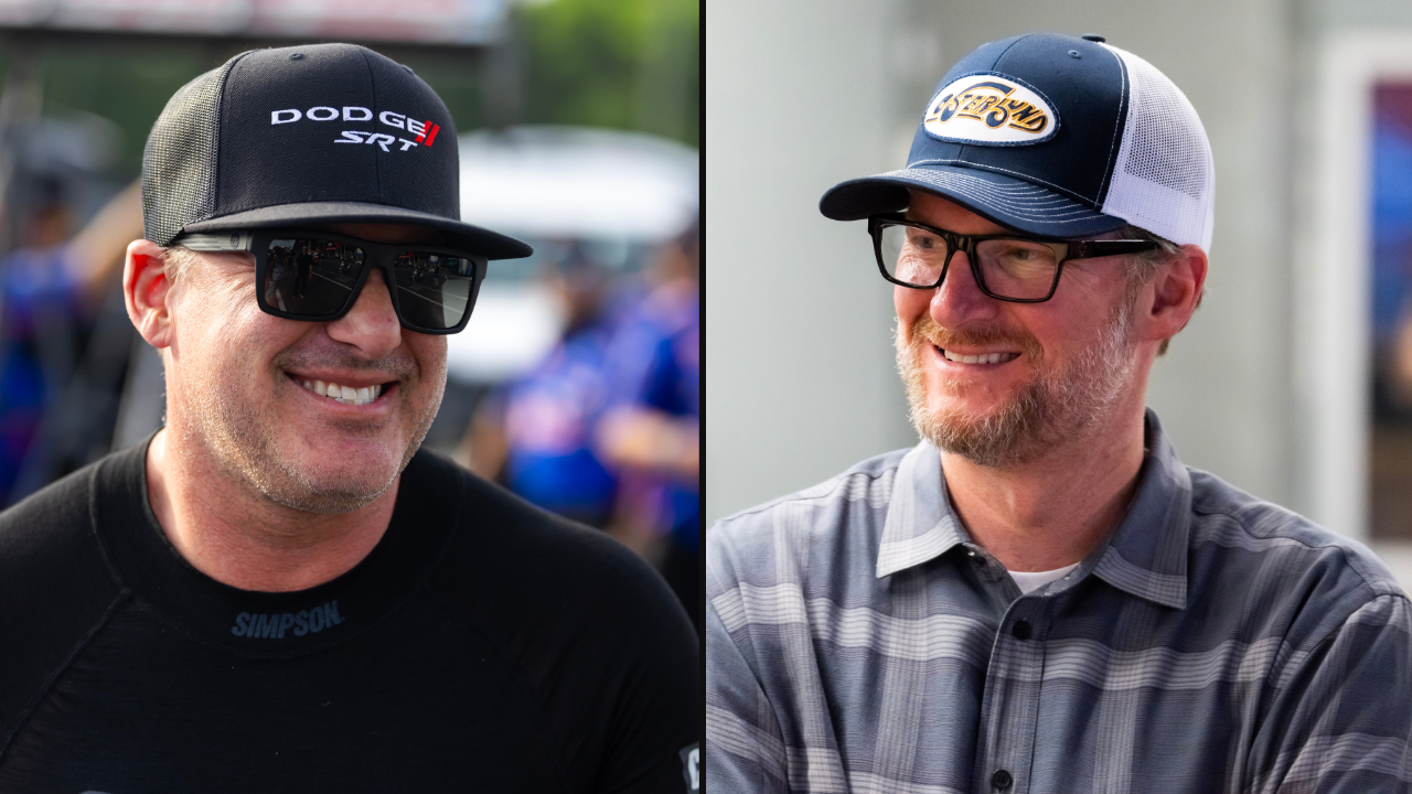 Tony Stewart (L) and Dale Earnhardt Jr. (R).