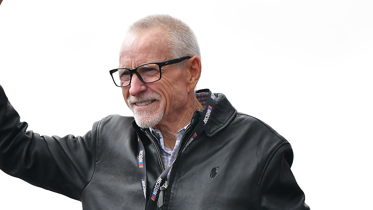 Feb 26, 2023; Fontana, California, USA; Former NASCAR series driver Mark Martin is introduced before the Pala Casino 400 at Auto Club Speedway. Mandatory Credit: Gary A. Vasquez-Imagn Images