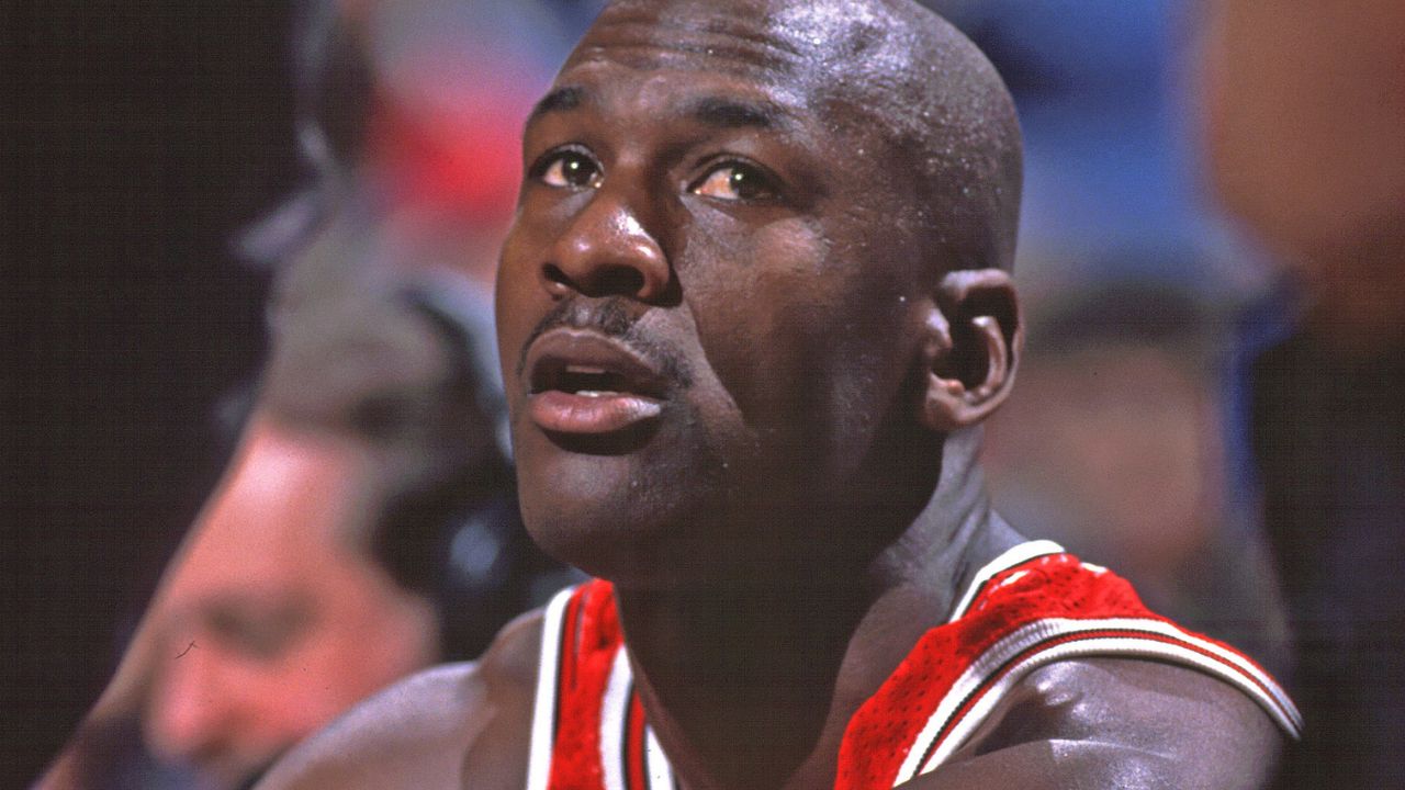 Michael Jordan on the bench, Chicago Bulls