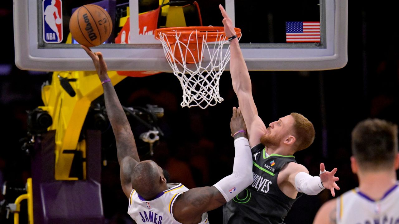 Lakers v Timberwolves, Game 1