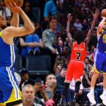 Stephen Curry (L), Klay Thompson (R)