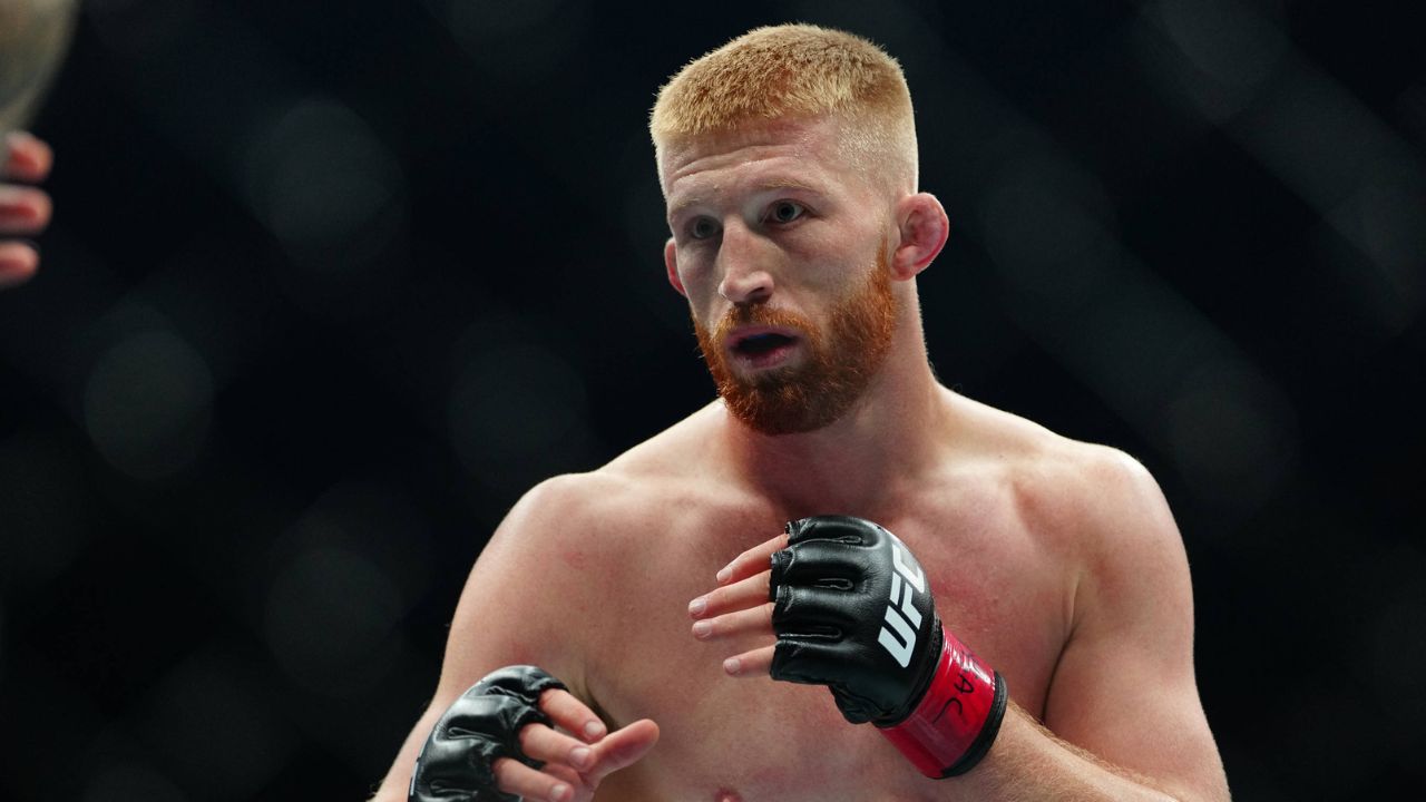 Bo Nickal and Paul Craig met in the octagon for a 3-round bout for UFC309