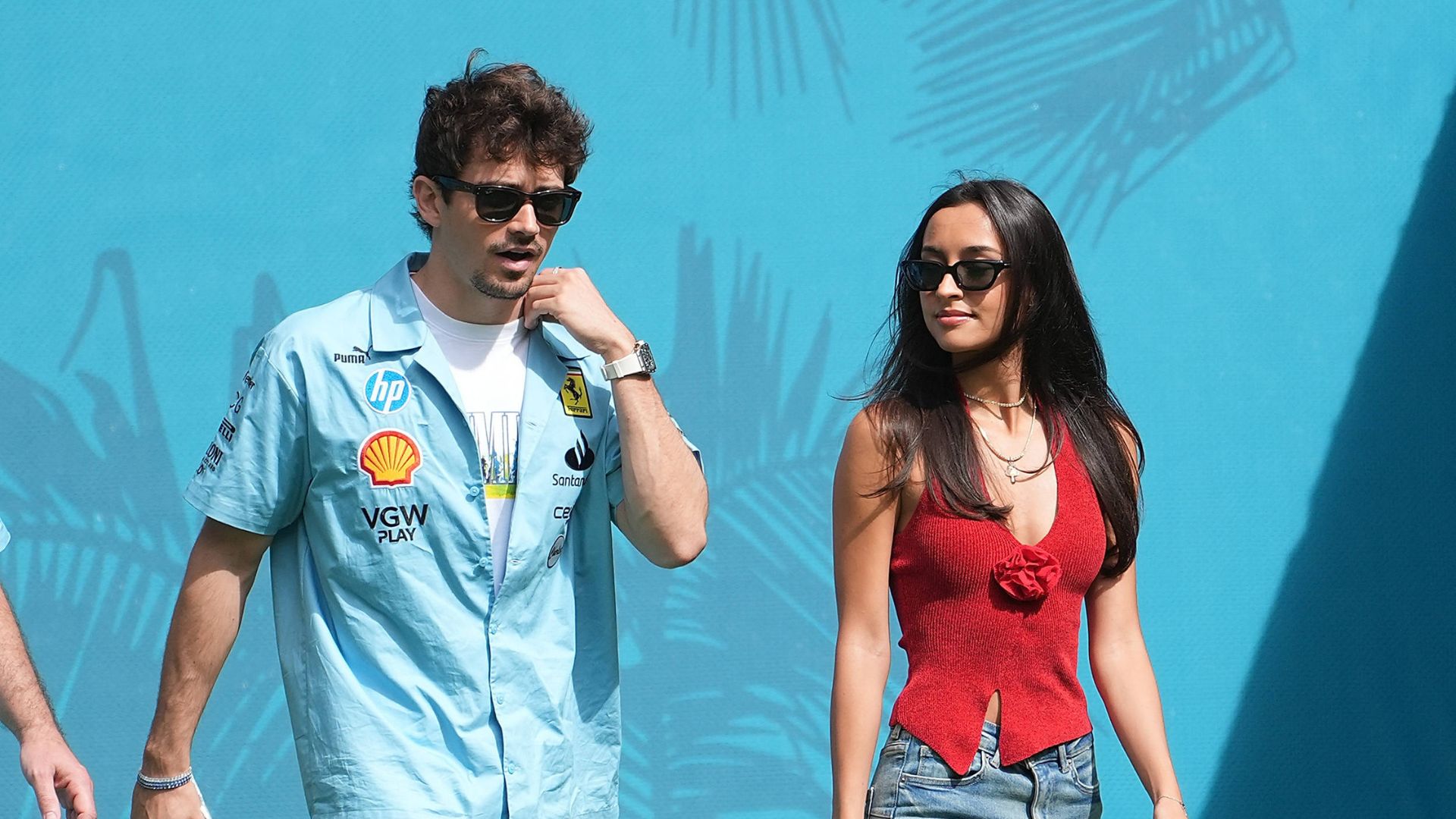 Miami International Autodrome, Miami, Formula 1 Crypto.com Miami Grand Prix,im Bild Charles Leclerc (MCO), Scuderia Ferrari HP mit Freundin Alexandra Saint Mleux