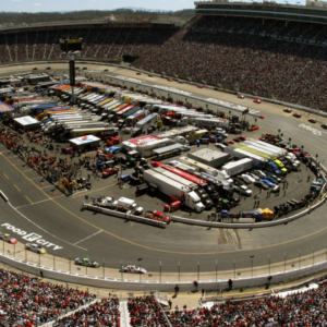 Ein ausverkaufter Bristol Motor Speedway zu den Food City 500 - (Icon9170209) Motorsport Herren Food City 500 Nascar Nextel Cup 2005, US Rennserie Totale Bristol Motor Speedway Bristol, Tennessee EDITORIAL USE ONLY