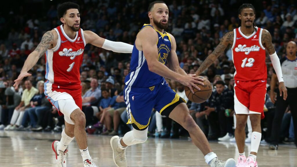 Stephen Curry NBA: Golden State Warriors at Memphis Grizzlies