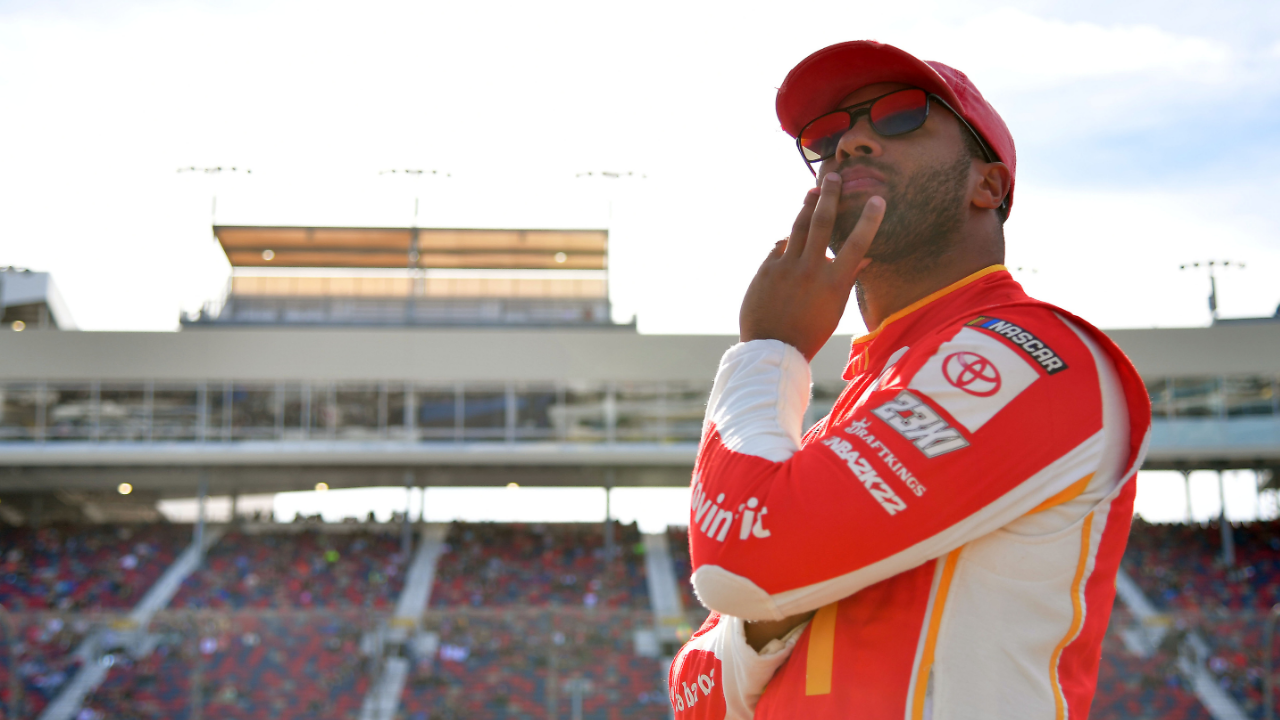 Nov 5, 2022; Avondale, Arizona, USA; NASCAR Cup Series driver Bubba Wallace (45) during qualifying at Phoenix Raceway. Mandatory Credit: Gary A. Vasquez-Imagn Images